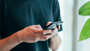 How to make a website mobile friendly: 15 practical tips