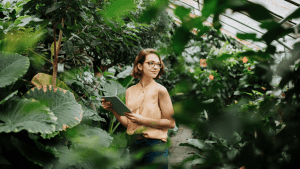 The Art of Customer Amazement: Surprising and Delighting Done Right