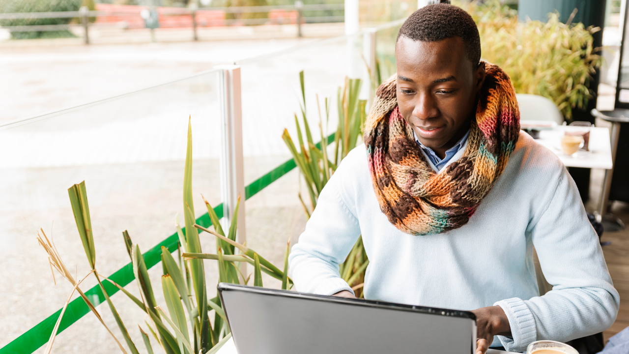 15 Profitable Side Hustle Ideas featured image