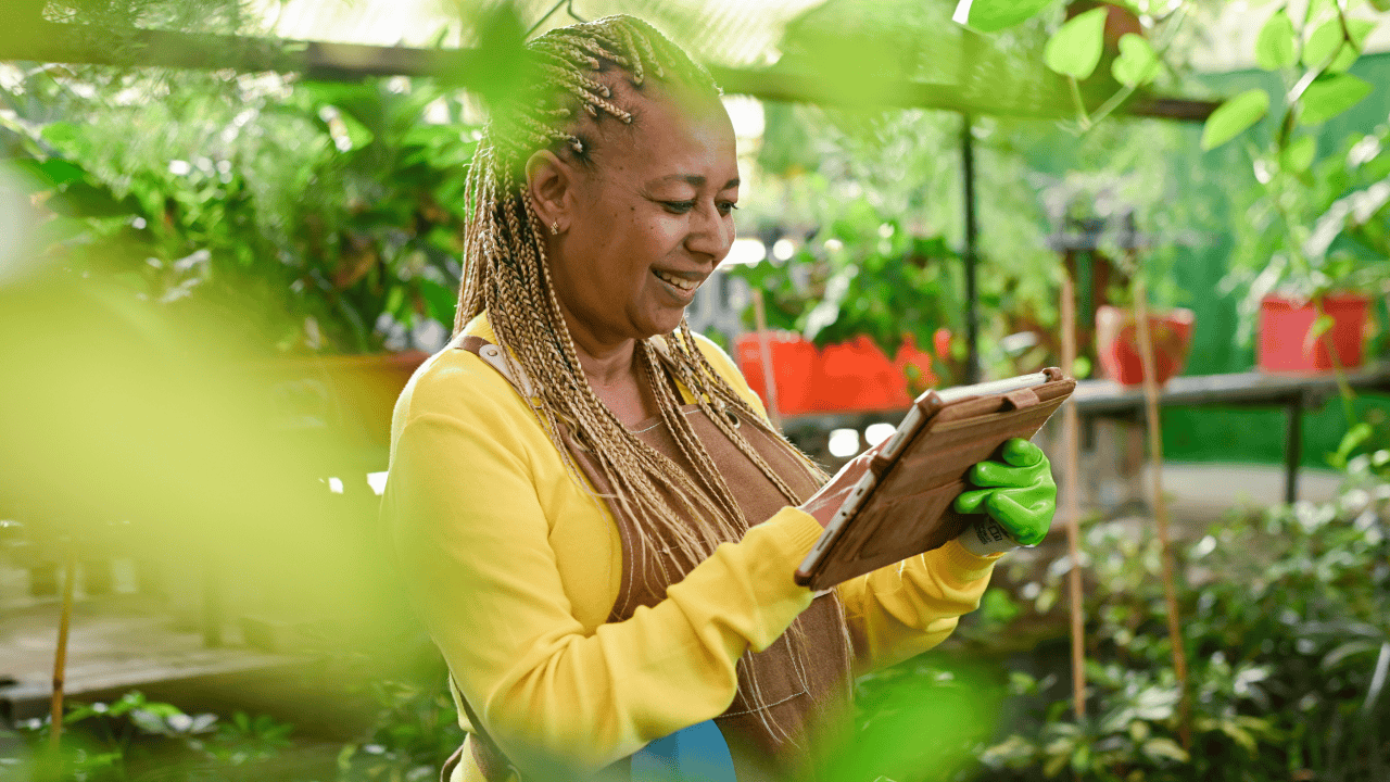 How small businesses are using AI to save time